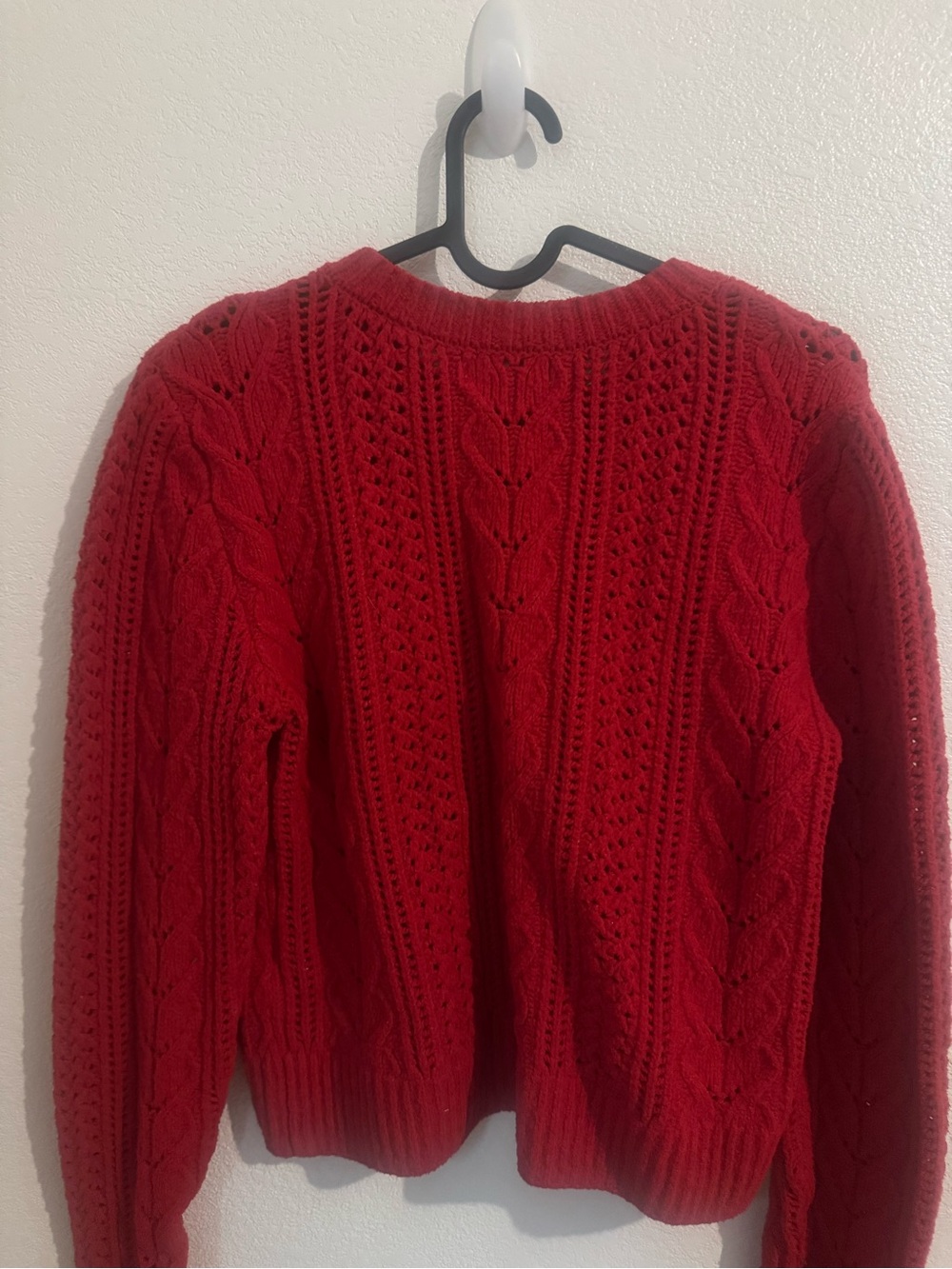 Hollister red cable knit cardigan - Picture 2 of 2